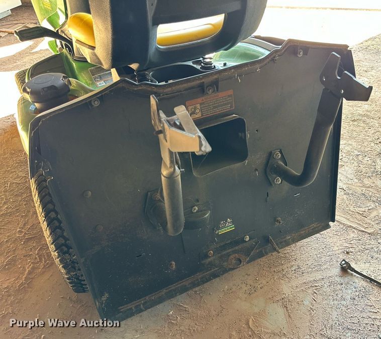 image for item DD3247 2015 John Deere X300R lawn mower