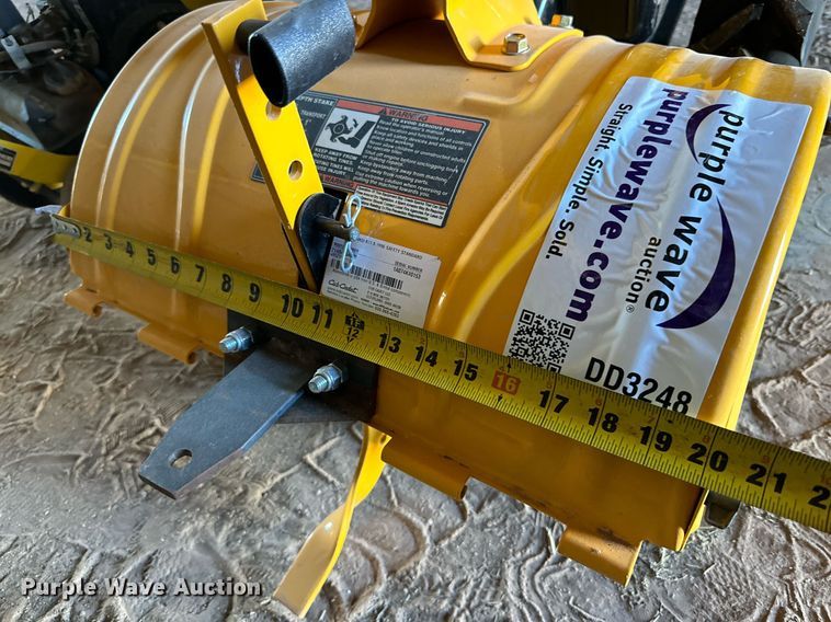 image for item DD3248 Lawn and garden equipment