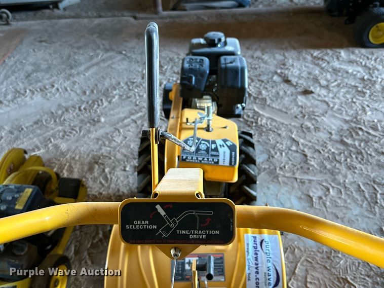 image for item DD3248 Lawn and garden equipment