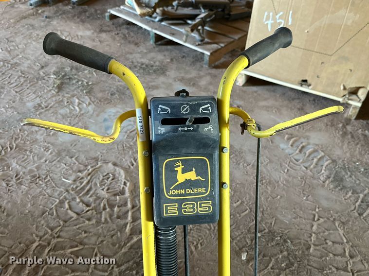 image for item DD3248 Lawn and garden equipment