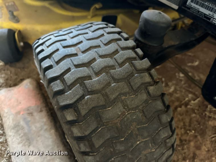 image for item DD3249 2009 John Deere X300R lawn mower