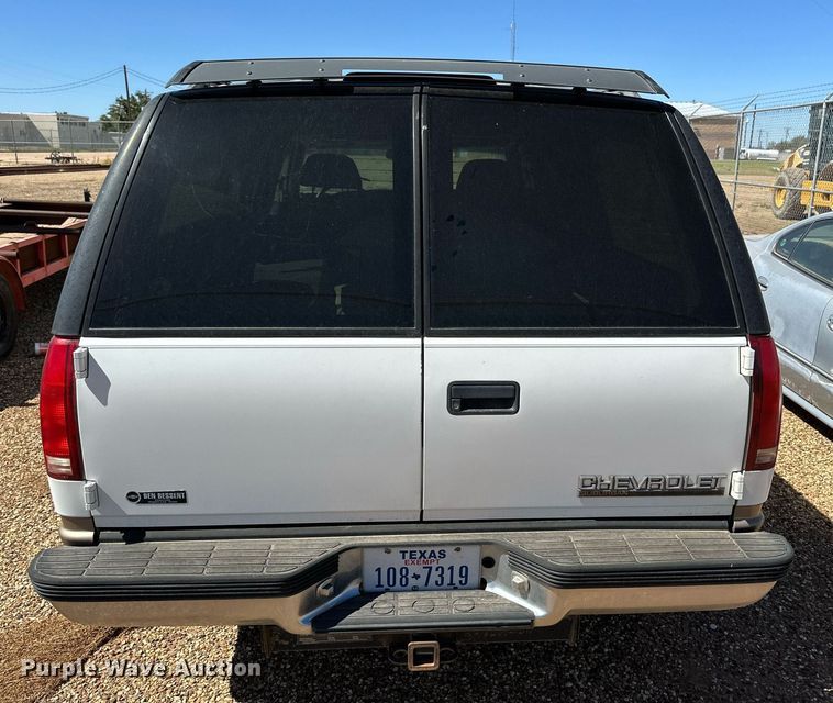 image for item DD3254 1997 Chevrolet  C1500 SUV