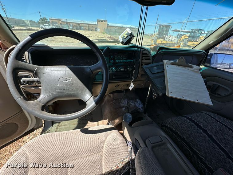 image for item DD3254 1997 Chevrolet  C1500 SUV