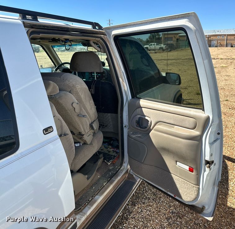 image for item DD3254 1997 Chevrolet  C1500 SUV