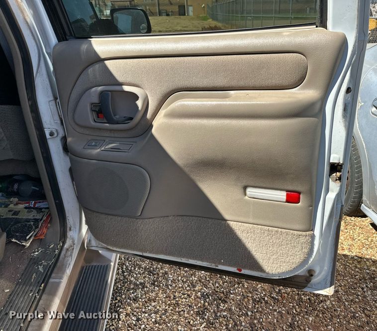 image for item DD3254 1997 Chevrolet  C1500 SUV