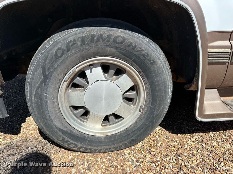 image for item DD3254 1997 Chevrolet  C1500 SUV