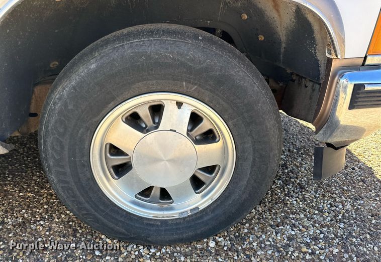 image for item DD3254 1997 Chevrolet  C1500 SUV