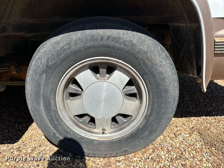 image for item DD3254 1997 Chevrolet  C1500 SUV