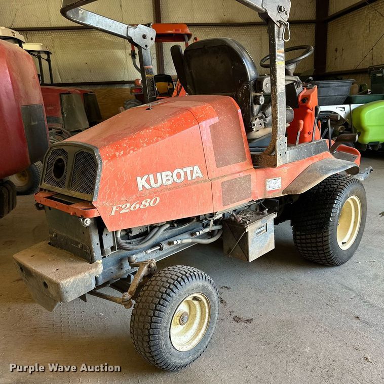 image for item DD3258 Kubota F2680 lawn mower