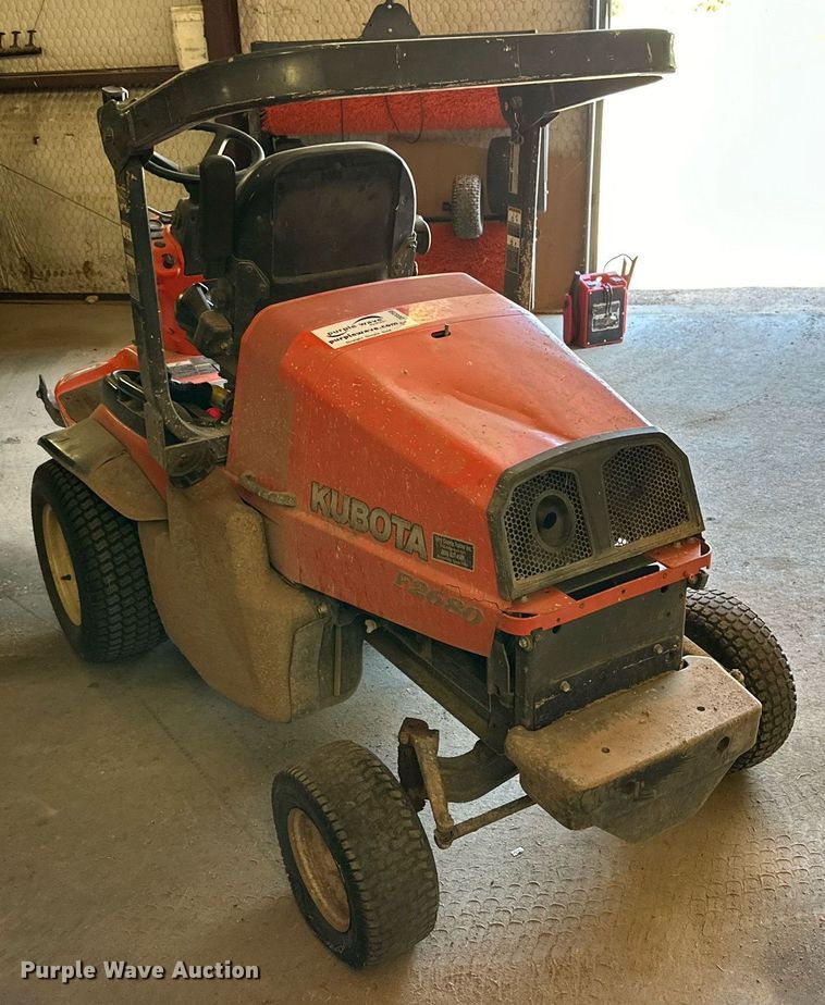image for item DD3258 Kubota F2680 lawn mower