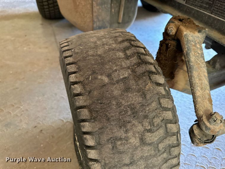 image for item DD3258 Kubota F2680 lawn mower