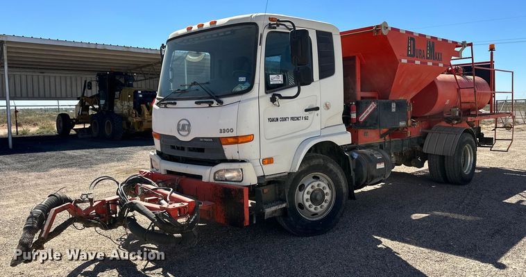 image for item DD3260 2012 UD 3300 pothole patcher truck