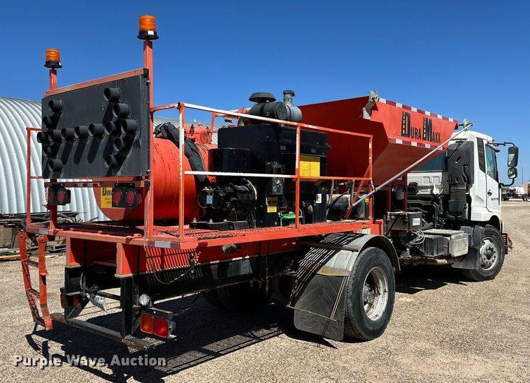 image for item DD3260 2012 UD 3300 pothole patcher truck