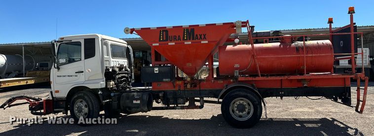 image for item DD3260 2012 UD 3300 pothole patcher truck