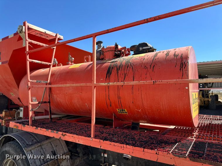 image for item DD3260 2012 UD 3300 pothole patcher truck