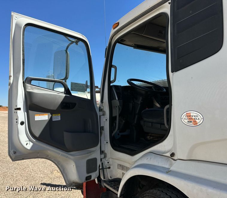 image for item DD3260 2012 UD 3300 pothole patcher truck