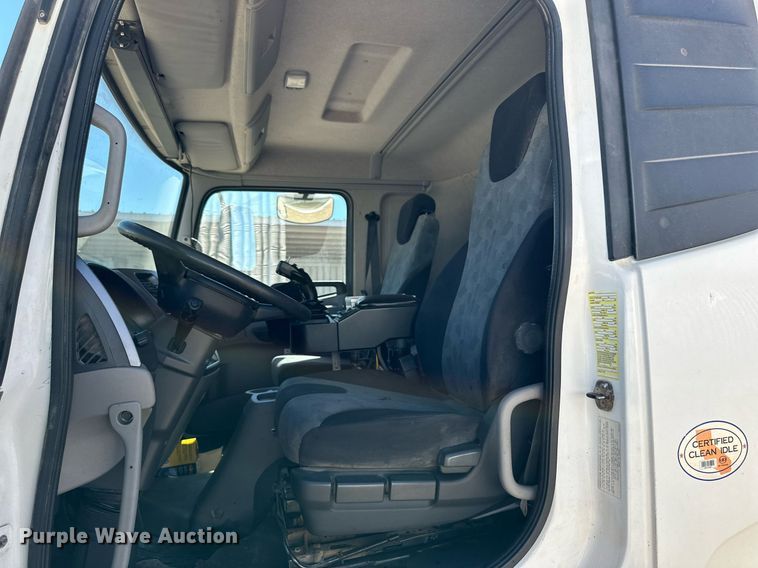 image for item DD3260 2012 UD 3300 pothole patcher truck