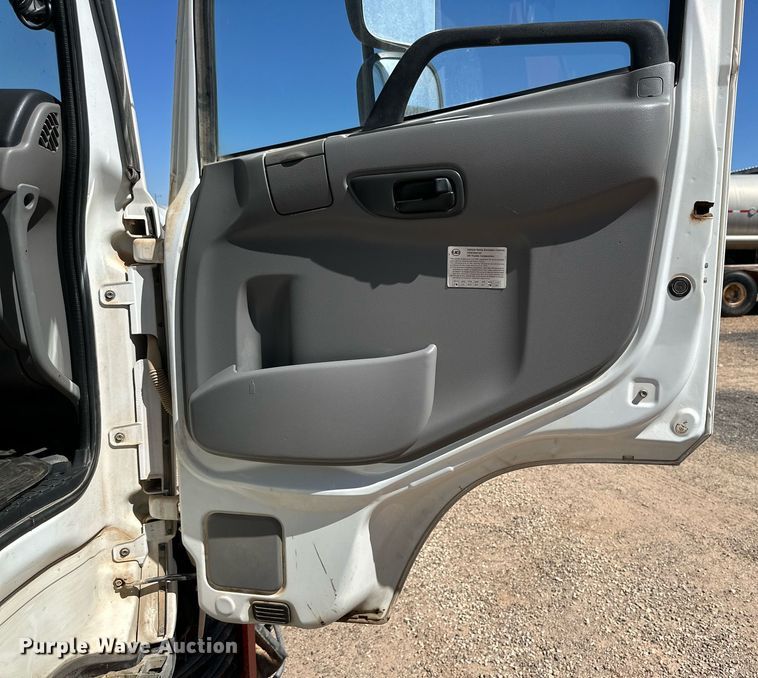 image for item DD3260 2012 UD 3300 pothole patcher truck