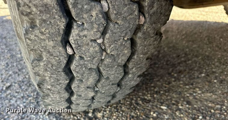 image for item DD3260 2012 UD 3300 pothole patcher truck