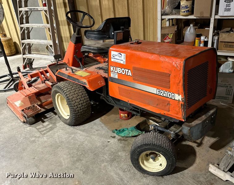 image for item DD3261 Kubota F2100 lawn mower