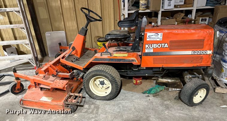 image for item DD3261 Kubota F2100 lawn mower