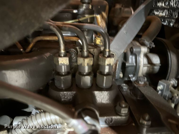 image for item DD3261 Kubota F2100 lawn mower