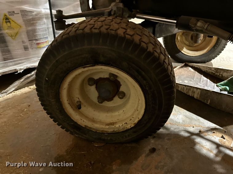 image for item DD3261 Kubota F2100 lawn mower