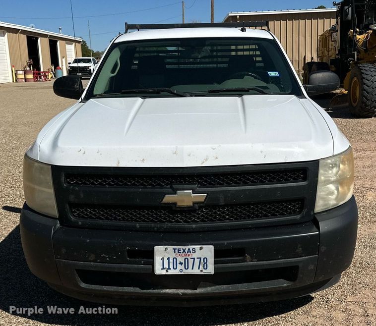 image for item DD3263 2009 Chevrolet Silverado 1500 pickup truck