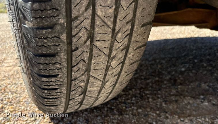 image for item DD3263 2009 Chevrolet Silverado 1500 pickup truck