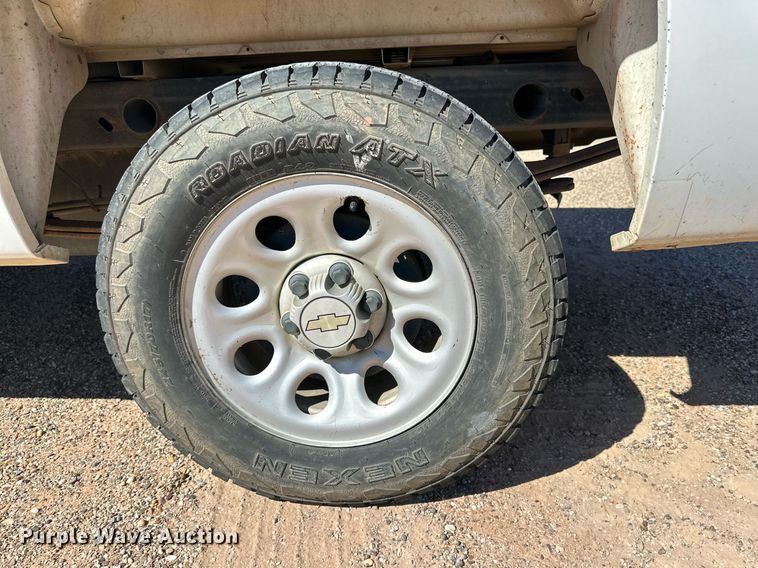 image for item DD3263 2009 Chevrolet Silverado 1500 pickup truck