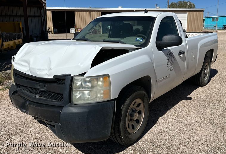 image for item DD3264 2008 Chevrolet Silverado1500 pickup truck