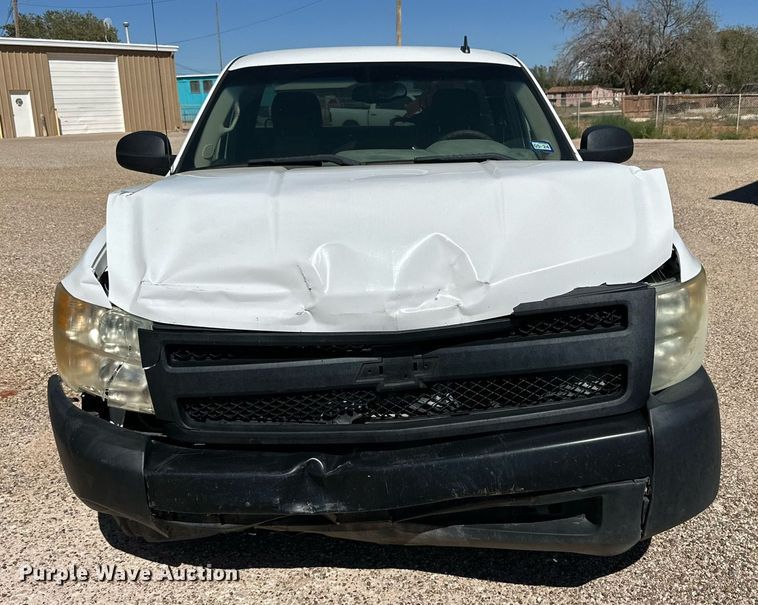 image for item DD3264 2008 Chevrolet Silverado1500 pickup truck