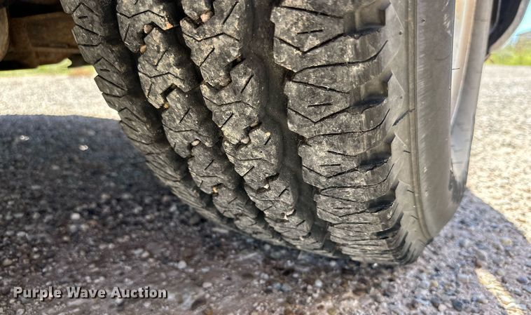 image for item DD3264 2008 Chevrolet Silverado1500 pickup truck