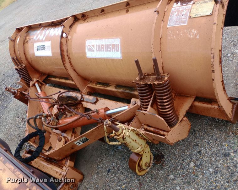 image for item DH1414 Wausau 10' W snow plow