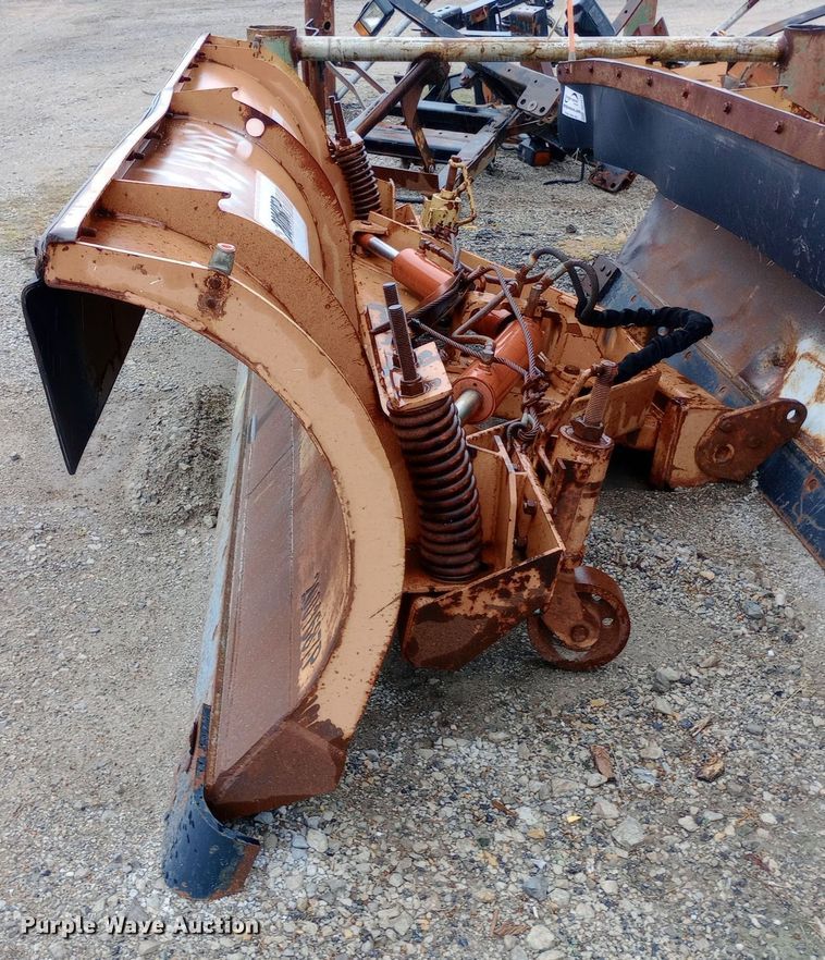 image for item DH1414 Wausau 10' W snow plow