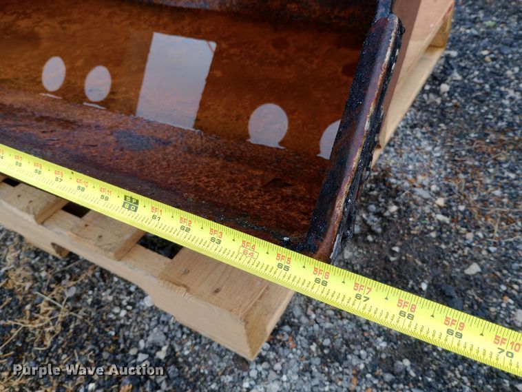 image for item DH1422 Gradall  66