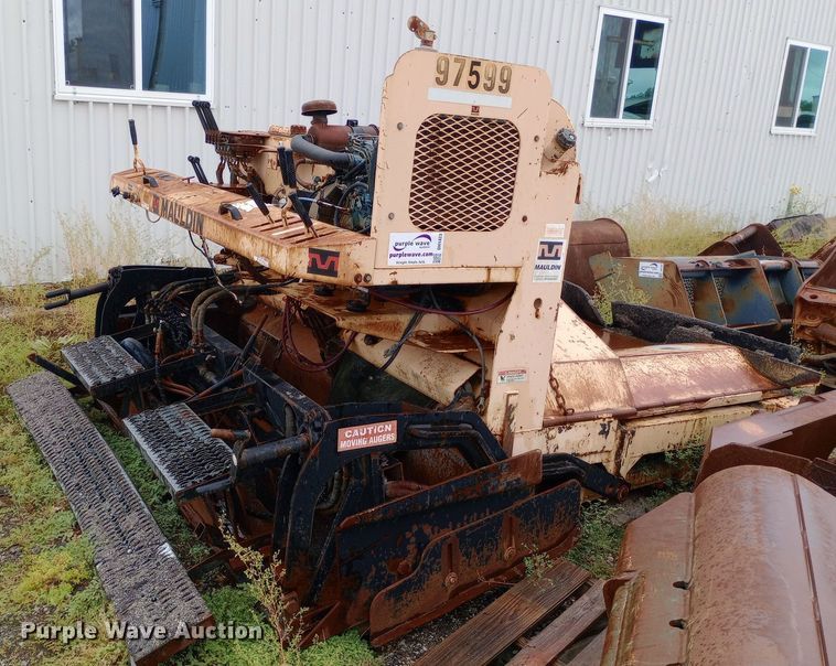 image for item DH1423 Mauldin 690E paver