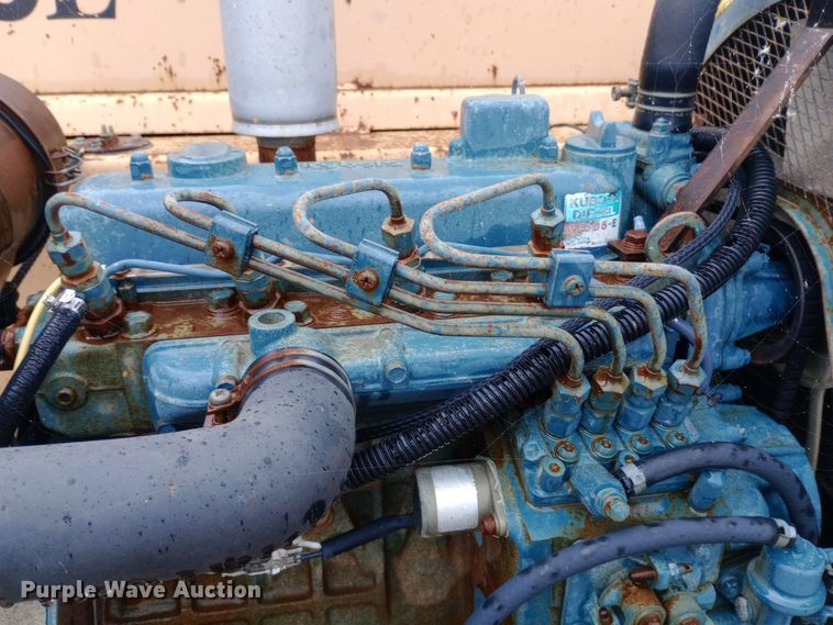 image for item DH1423 Mauldin 690E paver