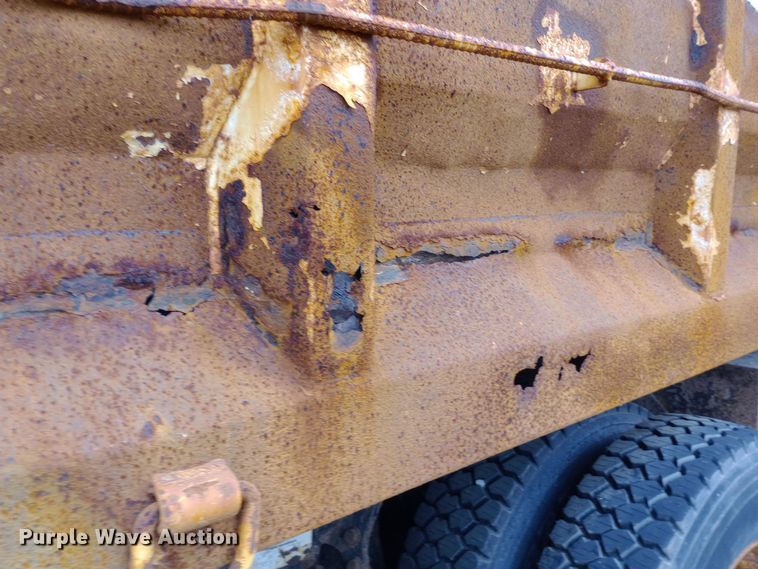 image for item DH1436 2008 International  7400 dump truck