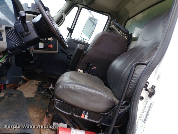 image for item DH1436 2008 International  7400 dump truck