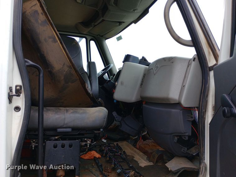 image for item DH1436 2008 International  7400 dump truck