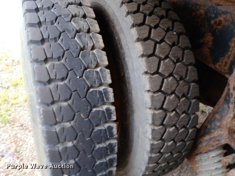 image for item DH1436 2008 International  7400 dump truck