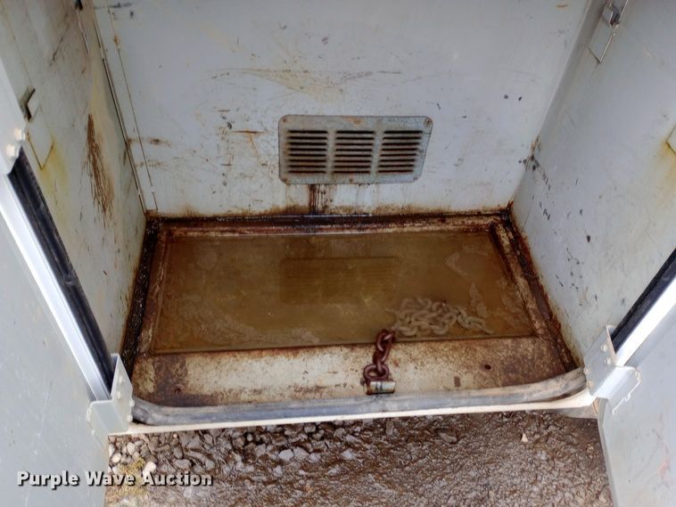 image for item DH1439 2008 International  4300 utility / service truck