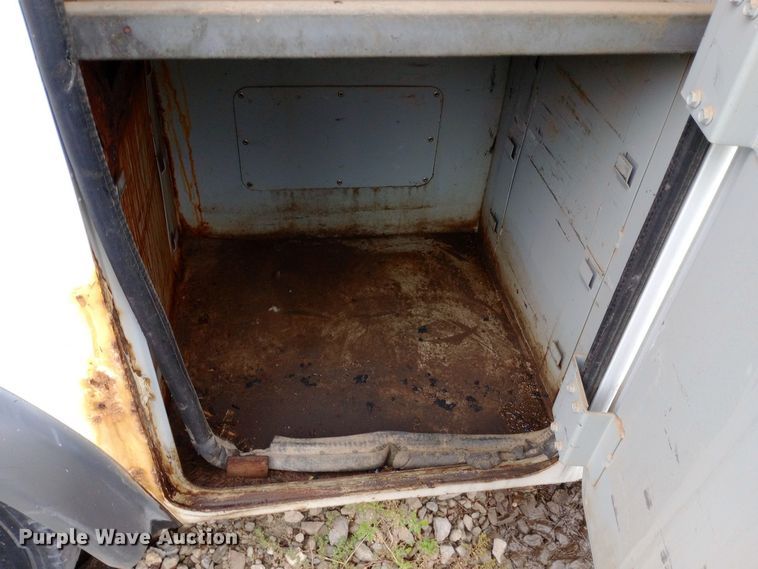 image for item DH1439 2008 International  4300 utility / service truck