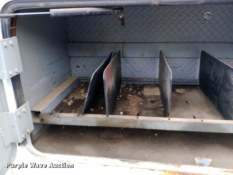 image for item DH1439 2008 International  4300 utility / service truck