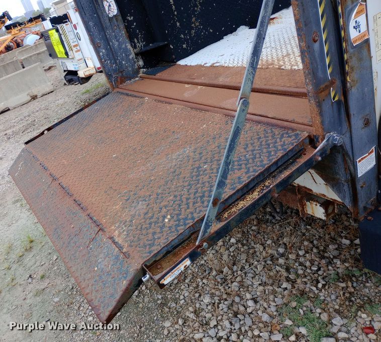 image for item DH1439 2008 International  4300 utility / service truck