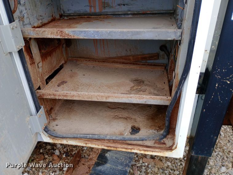 image for item DH1439 2008 International  4300 utility / service truck