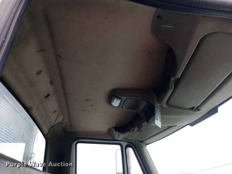 image for item DH1439 2008 International  4300 utility / service truck