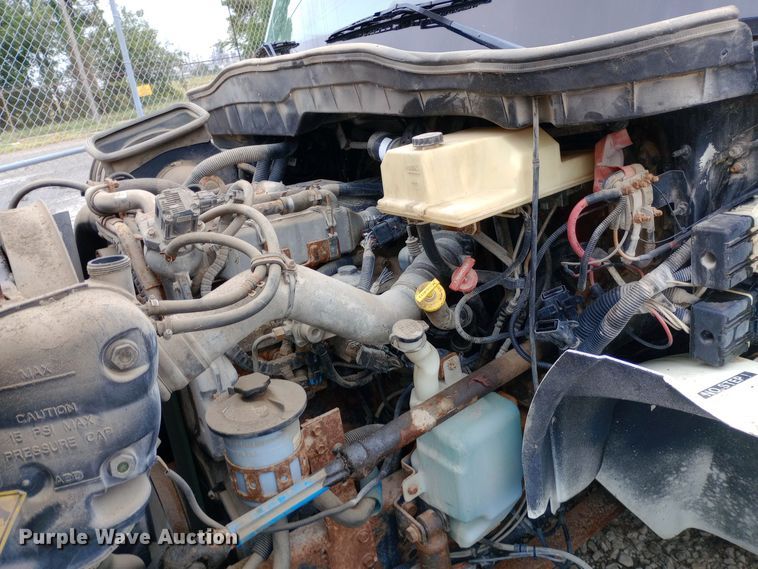 image for item DH1439 2008 International  4300 utility / service truck