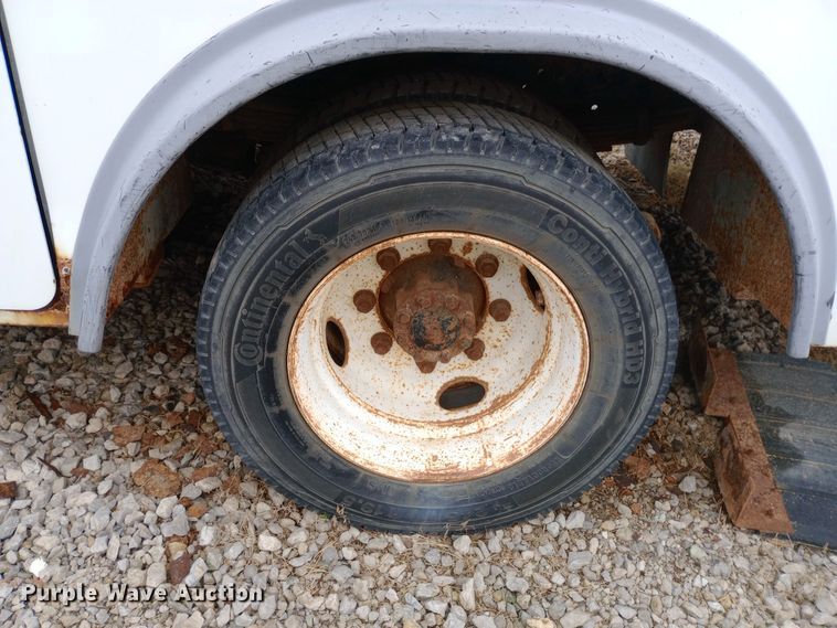 image for item DH1439 2008 International  4300 utility / service truck